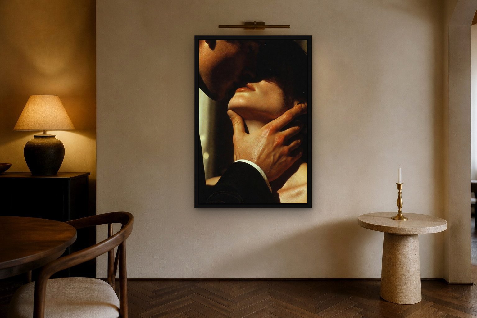 Osculum in room, thick black frame